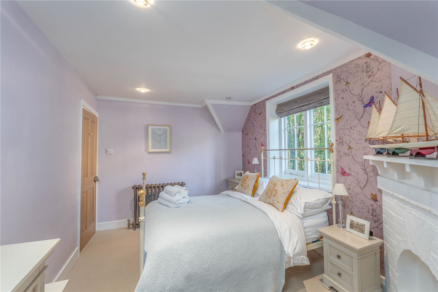 Isle of Wight cottage holiday with double bed and en-suite bathrooms